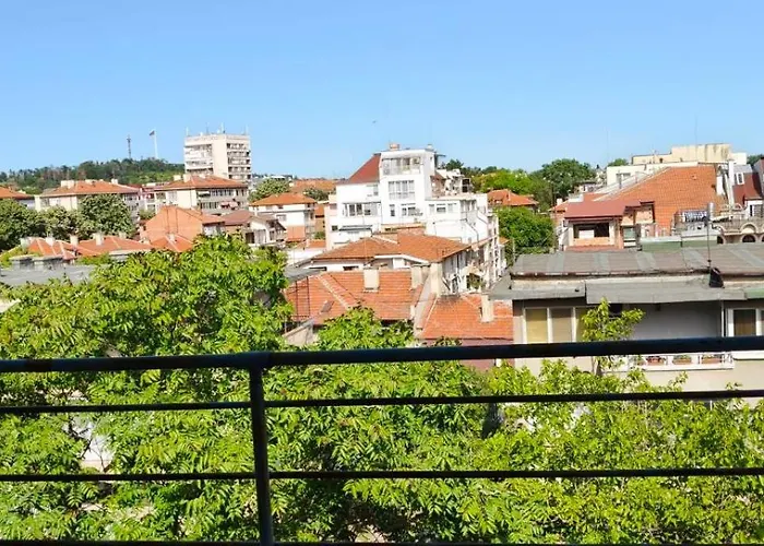 Апартамент City Home 22